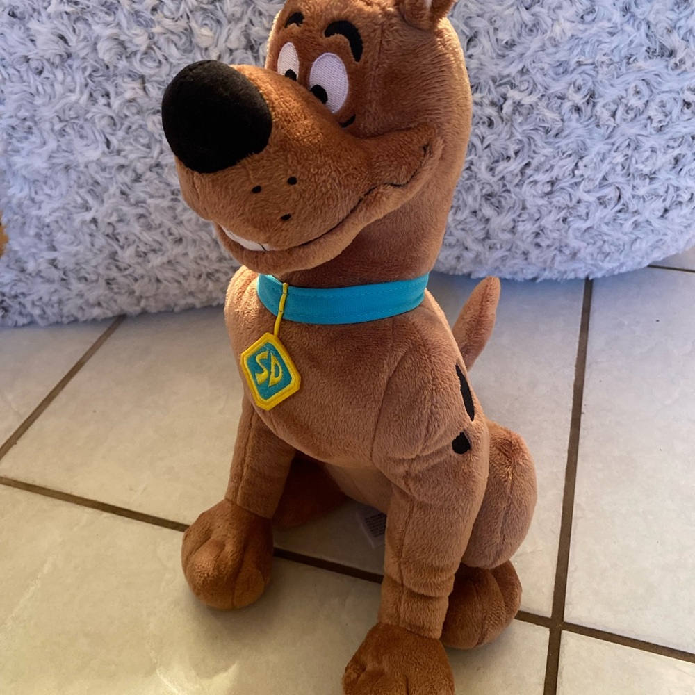 Universal Studios Florida Scooby Doo Dog Plush